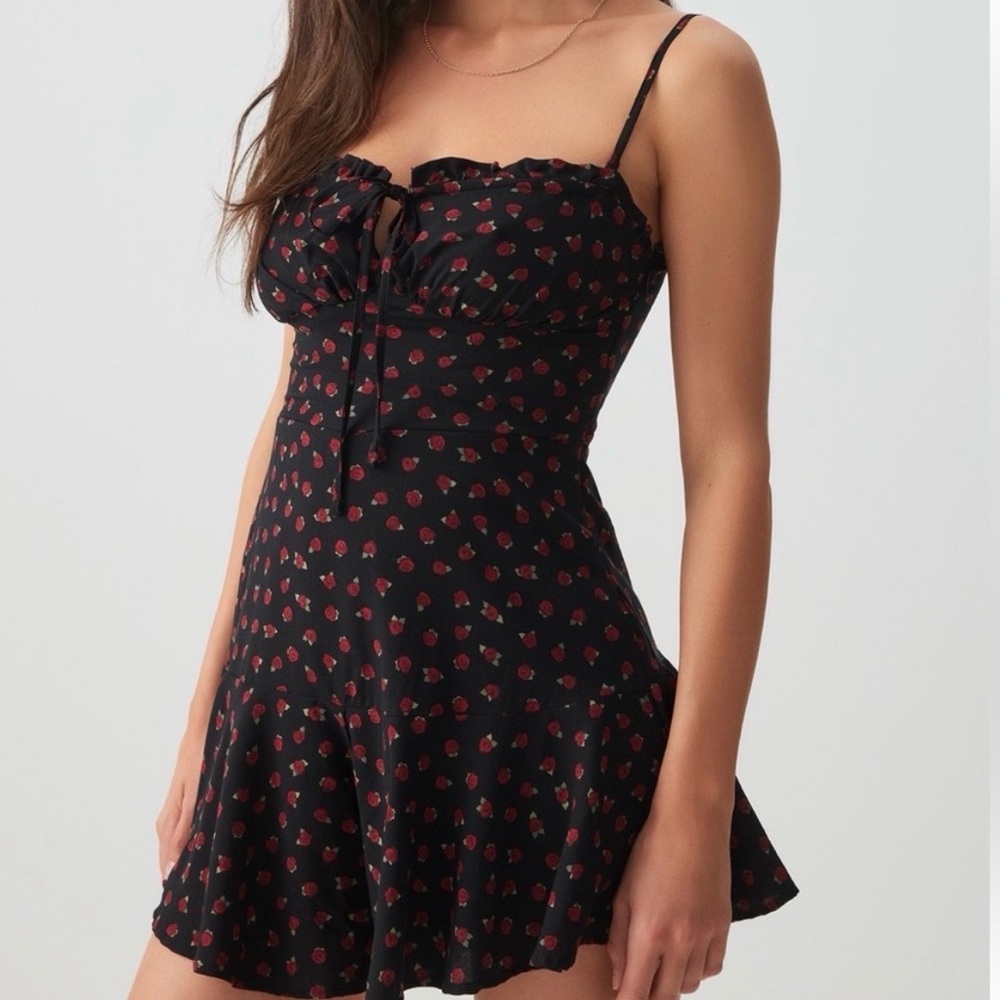 2/25$🍓⭐️ Romper Women's Dress strapless/has attachable straps